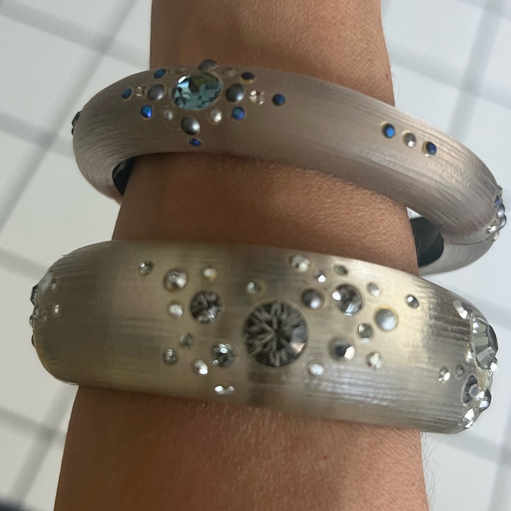 ✨ Alexis Bittar Hand-Carved Lucite Crystal Bangles /Clear Blue & Grey, Swarovski